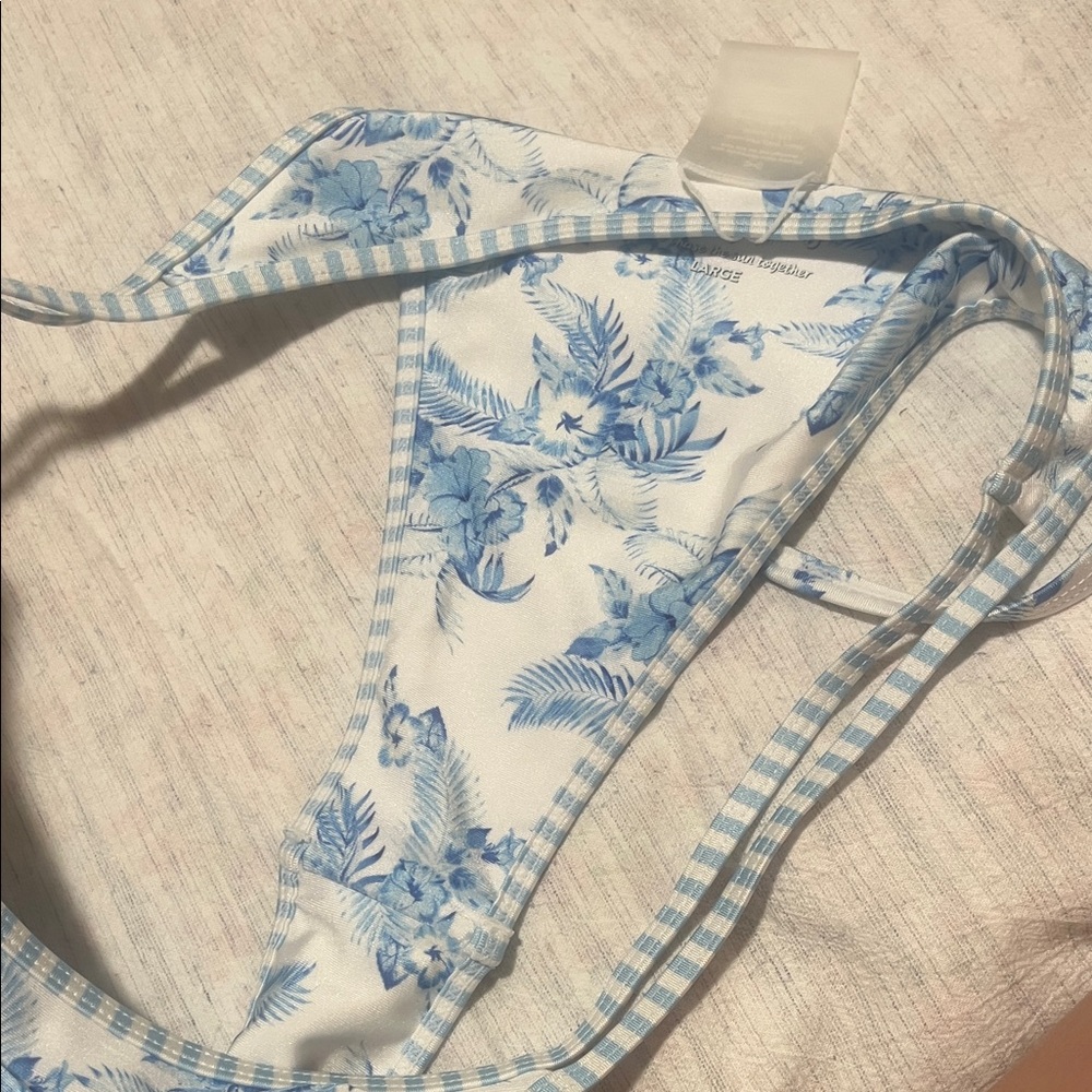 Kulani Kinis Vintage Paradise Blue and White bikini set - Picture 7 of 7